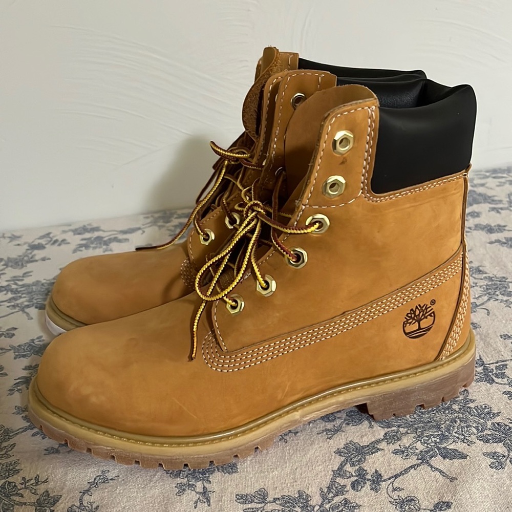 Women’s Timberland 6-Inch Premium Waterproof Boots